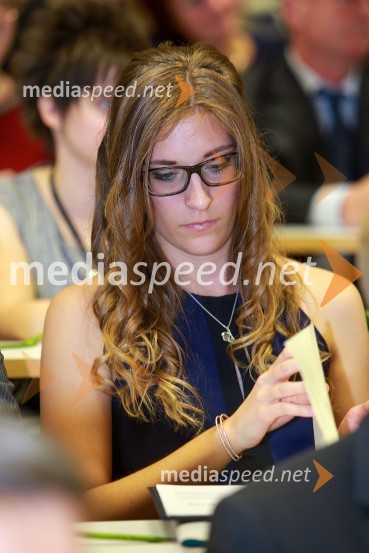  Jana Boškovič, Medicinska fakulteta Univerze v MariboruSvečana podelitev diplom diplomantom Medicinske fakultete