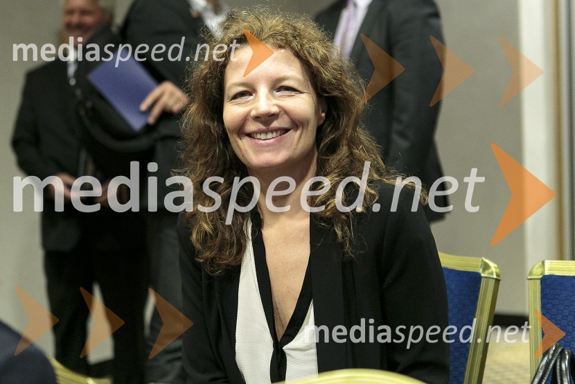 mag. Tadeja Kuhar, Evropski parlamentSimpozij srčnih kirurgov