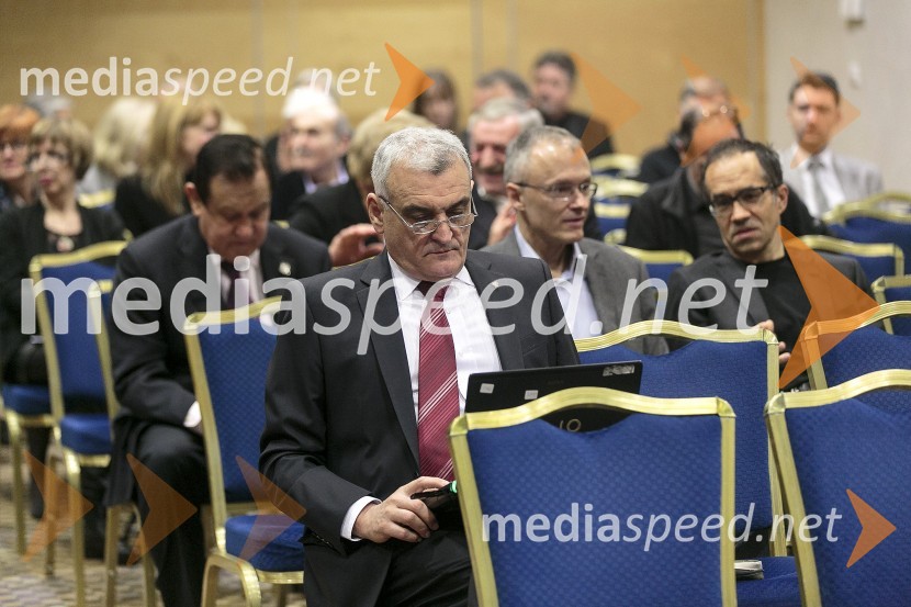 prof. dr.  Roberto Favaloro, dr.med.Simpozij srčnih kirurgov