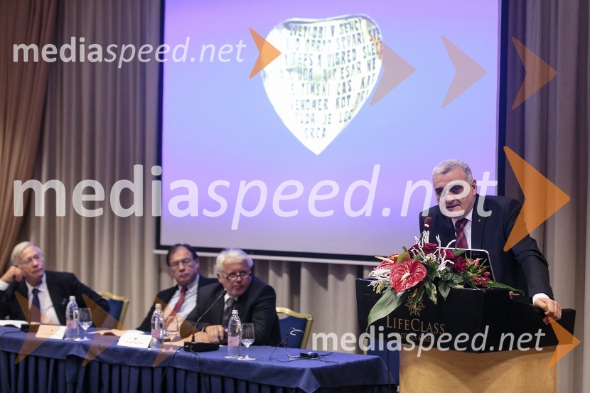 prof. dr.  Roberto Favaloro, dr.med.Simpozij srčnih kirurgov