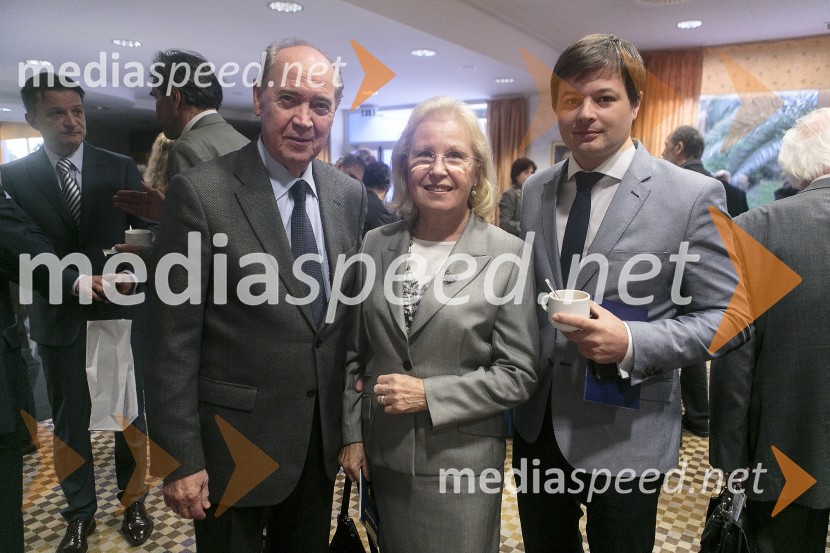  Rafko Irgolič, pevec;  Nada  Irgolič, mag.farmacije;  Matjaž  Špan, dr. med.Simpozij srčnih kirurgov