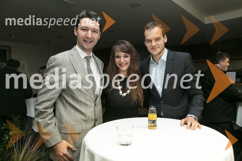  Anže Djordjević, dr. med.;  Maja Rojko, dr. med.;  Jan Bidovec, dr. med.Simpozij srčnih kirurgov