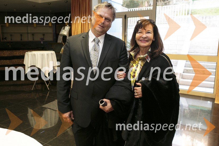 Prof. dr. Marko Živin; prof. dr. Ruda Zorc Pleskovič, dr.med.Simpozij srčnih kirurgov