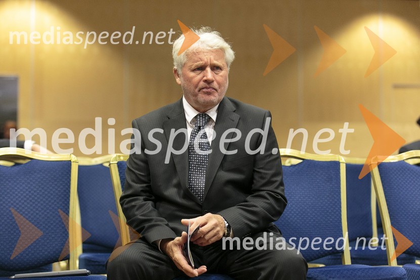  prim. dr. Janez Kirbiš, dr.med.Simpozij srčnih kirurgov