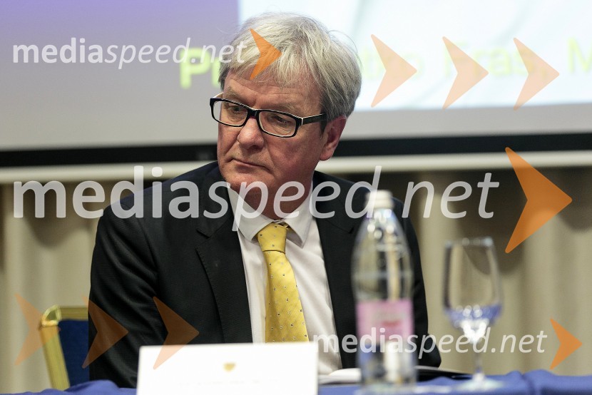 prof. dr. Zlatko Fras, dr.med.Simpozij srčnih kirurgov