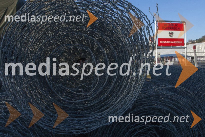 Postavitev žične ograje na meji z Avstrijo