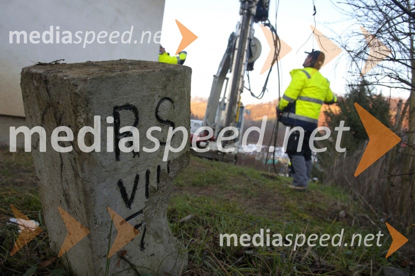 Postavitev žične ograje na meji z Avstrijo