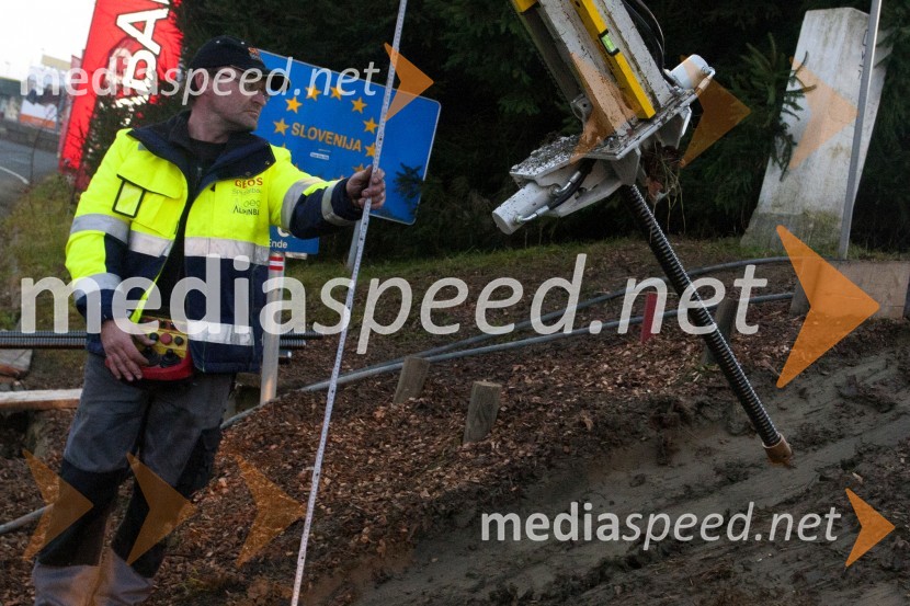 Postavitev žične ograje na meji z Avstrijo