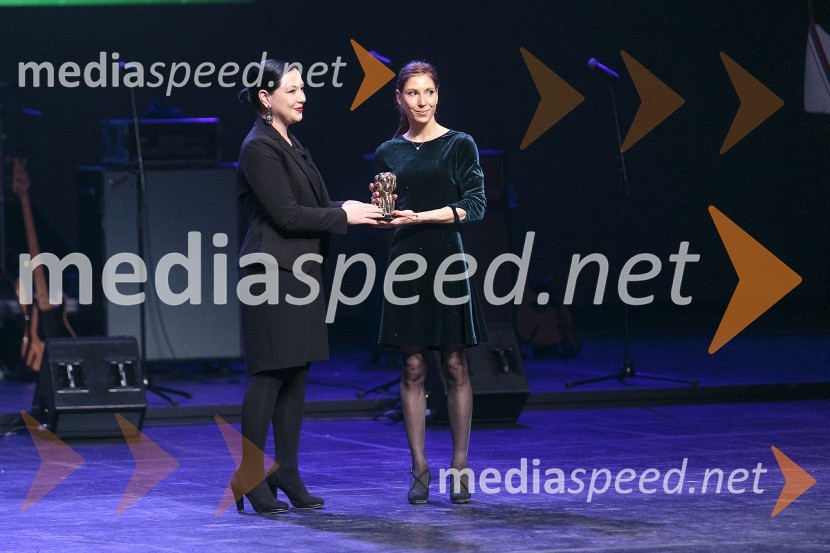  Lucija Mlinarič, kotalkarica;  Mina  Markovič, športna plezalkaŠportnik leta 2015