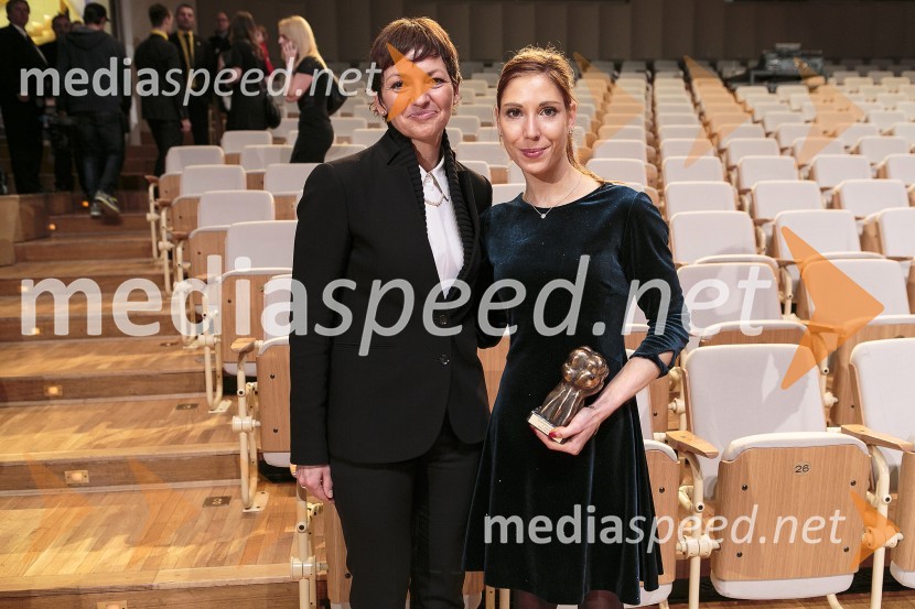 prof. dr. Maja Makovec Brenčič, ministrica za izobraževanje, znanost in šport;  Mina  Markovič, športna plezalkaŠportnik leta 2015