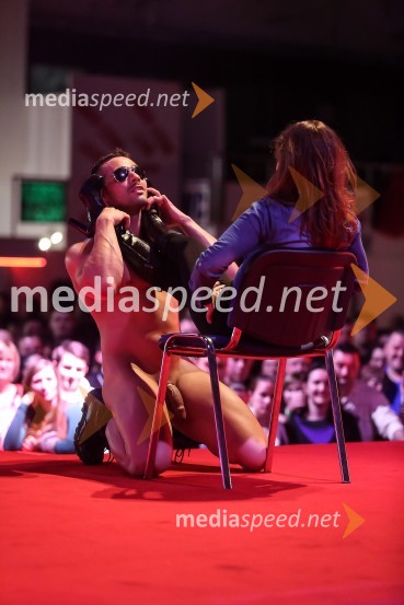 8. mednarodni erotični sejem sLOVErotika, Ogled fotografij ni priporočljiv za mlajše od 18 let!