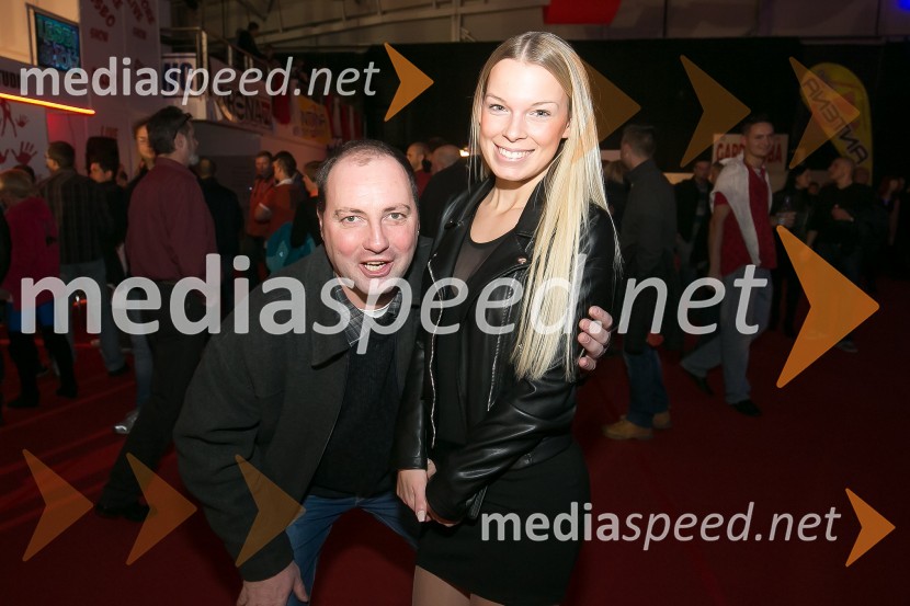 8. mednarodni erotični sejem sLOVErotika, Ogled fotografij ni priporočljiv za mlajše od 18 let!