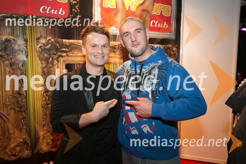 8. mednarodni erotični sejem sLOVErotika, Ogled fotografij ni priporočljiv za mlajše od 18 let!