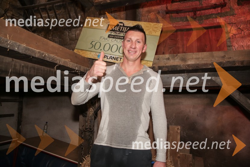  Faki Čaušević, zmagovalec šova Kmetija: Nov začetekZmagovalec Kmetija: Nov začetek je Faki Čaušević