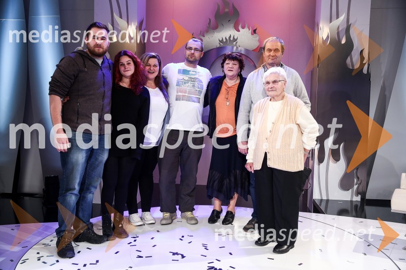  ... ;  ... ;  ... ;  Tomaš Javurek, zmagovalecv šovu Gostilna išče šefa;  ... ;  ... ;  ... Zmagovalec Gostilna išče šefa je Tomaš Javurek