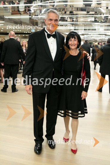  Slobodan Sibinčič , generalni sekretar Evropskega združenja poslovnih medijev, predsednik sveta Managerskih koncertov, Švedski generalni častni konzul;  Katarina Sibinčič, odvetnicaManagerski koncert 2015