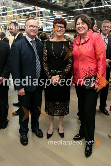  Matjaž  Šink, Simcon svetovanje d.o.o;  Marina  Šink , Simcon svetovanje d.o.o; mag. Violeta  Bulc, evropska komisarka za promet Managerski koncert 2015