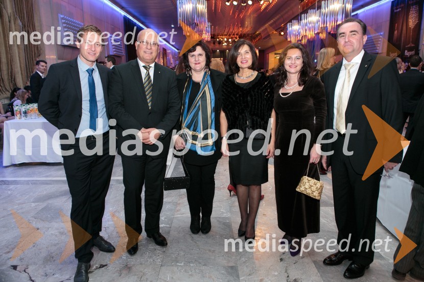  ... ;  Iztok Klančnik, direktor HP Slovenija;  Uršula Cetinski, generalna direktorica, Cankarjev dom; mag. Breda Pečovnik, direktorica kongresno komercialne dejavnosti Cankarjev dom;  ... ;  ... Managerski koncert 2015