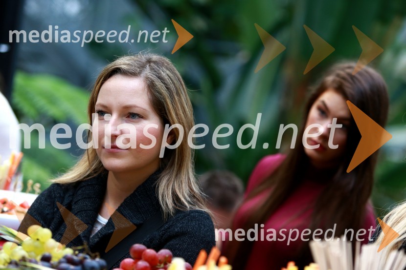 Zeliščno razvajanje v Botaničnem vrtu z blagovno znamko L’Angelica