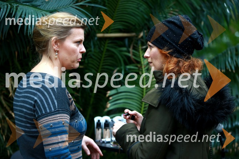  Maja Brce, kozmetičarka;  Nika  Veger, stilistkaZeliščno razvajanje v Botaničnem vrtu z blagovno znamko L’Angelica