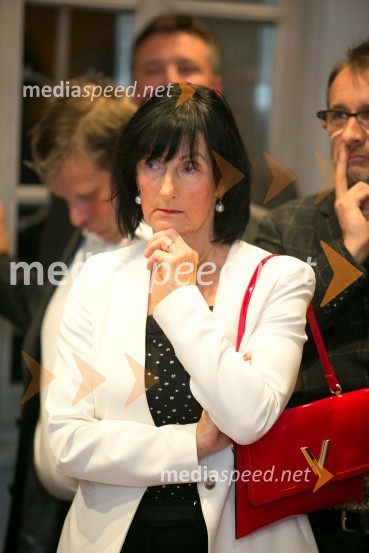  Katarina Sibinčič, odvetnicaOtvoritev razstave izbora del Likovne zbirke Riko