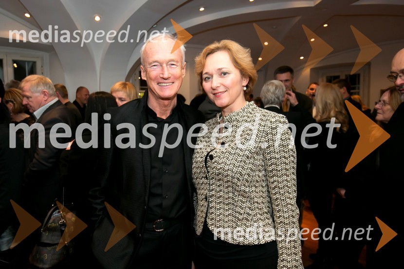  Janez  Pergar, prokurist NP Consulting; dr. Barbara Jaki, direktorica Narodne galerijeOtvoritev razstave izbora del Likovne zbirke Riko