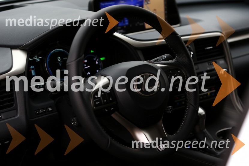 Slovenska predstavitev novega Lexusa RX