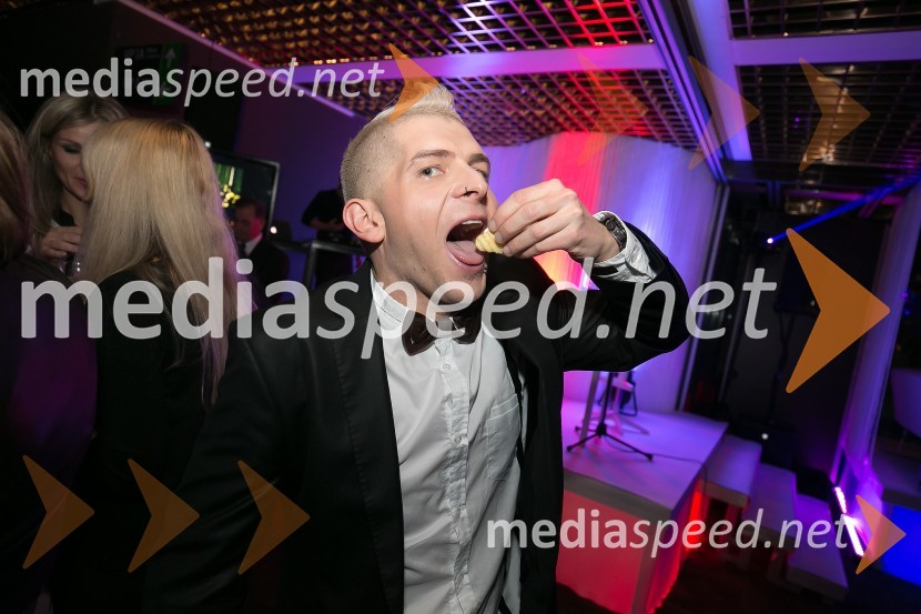  Klemen Bunderla, radijski voditelj, radio AktualSVETovna VIP zabava 2015