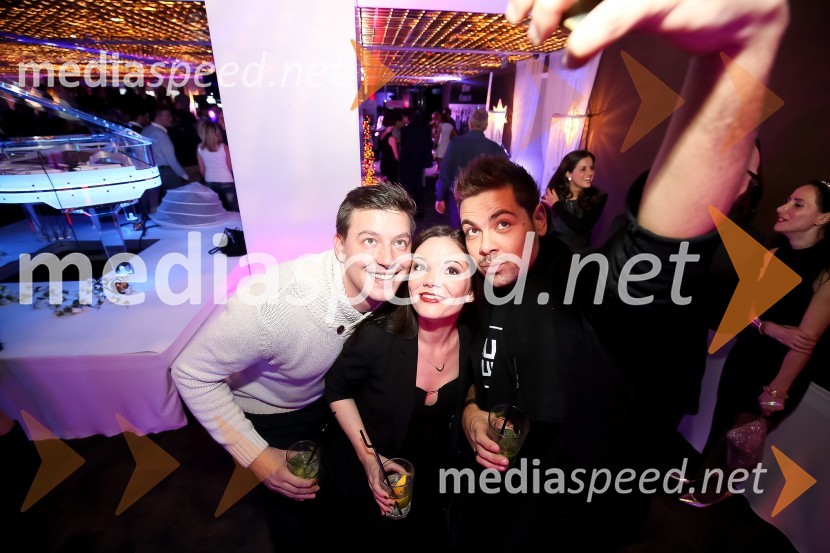  ... ;  Jana Šušteršič, pevka, zmagovalka šova Slovenija ima talent 2014;  Nejc Simšič, novinarSVETovna VIP zabava 2015