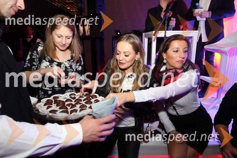  ... ;  Iryna Osypenko, menekenka;  ... SVETovna VIP zabava 2015