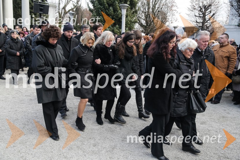 Zadnje slovo od Simone WeissZadnje slovo od Simone Weiss