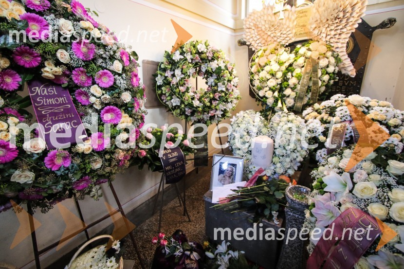 Zadnje slovo od Simone WeissZadnje slovo od Simone Weiss