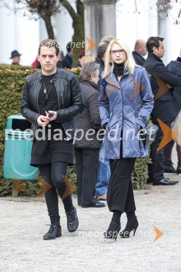 Zadnje slovo od Simone Weiss