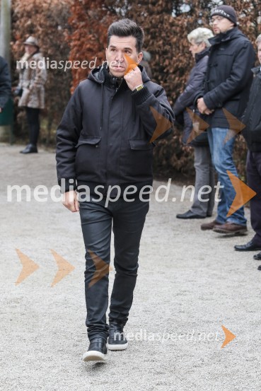  Stevo Pavlovič, frizerZadnje slovo od Simone Weiss