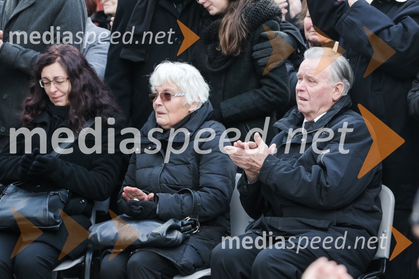 Zadnje slovo od Simone Weiss