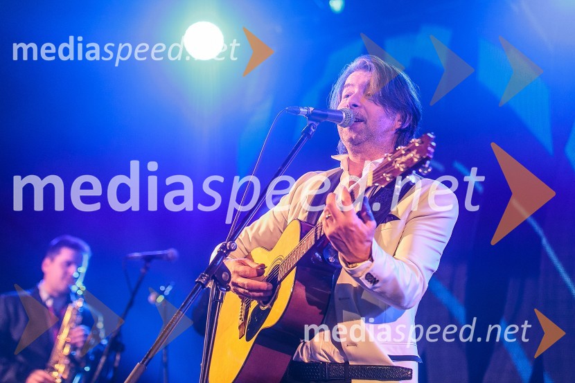  Robert Pešut - Magnifico, glasbenikMagnifico, koncert