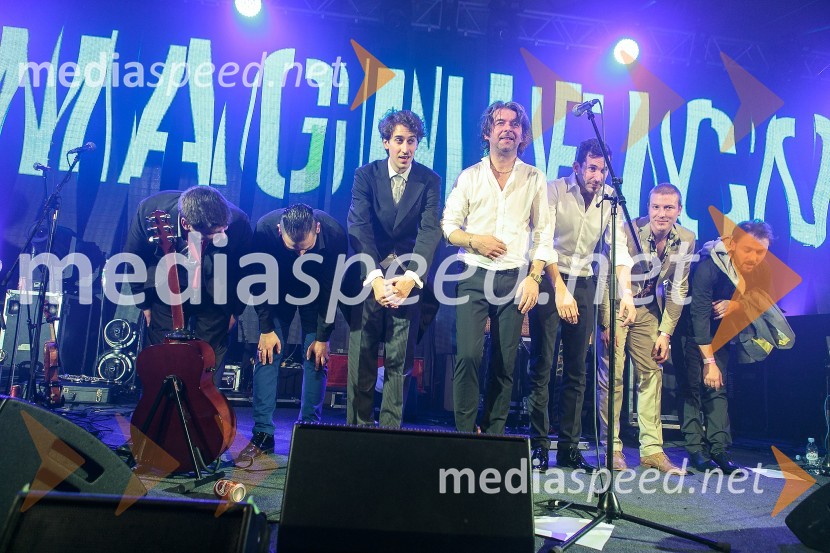  ... ;  ... ;  ... ;  Robert Pešut - Magnifico, glasbenik;  ... ;  ... ;  ... Magnifico, koncert