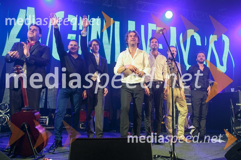  ... ;  ... ;  ... ;  Robert Pešut - Magnifico, glasbenik;  ... ;  ... ;  ... Magnifico, koncert