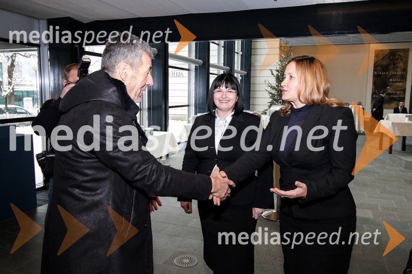  Stojan Petrič, predsednik sosveta Kolektor Group d.o.o.;  Nataša  Luša, Delo d.o.o., prokuristka; mag. Irma Gubanec, predsednica uprave Delo d.d.Delova osebnost leta 2015 je Jure Poglajen