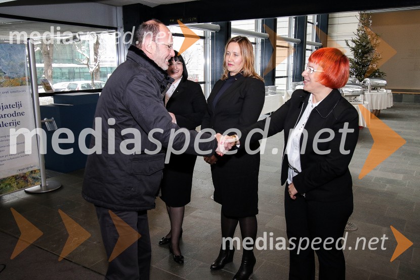  ... ;  Nataša  Luša, Delo d.o.o., prokuristka; mag. Irma Gubanec, predsednica uprave Delo d.d.;  Mateja Babič Stermecki, odgovorna urednica časopisa DeloDelova osebnost leta 2015 je Jure Poglajen