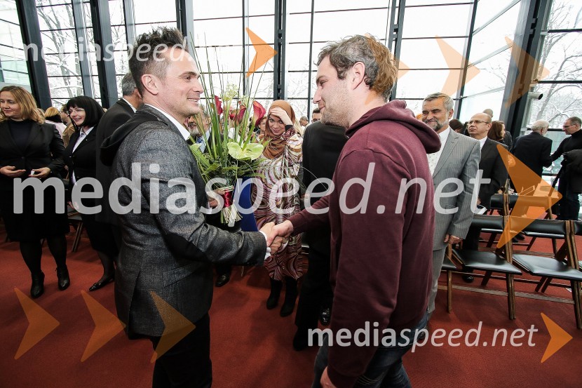  Jure  Poglajen, zobozdravnik;  Andrej  GnezdaDelova osebnost leta 2015 je Jure Poglajen