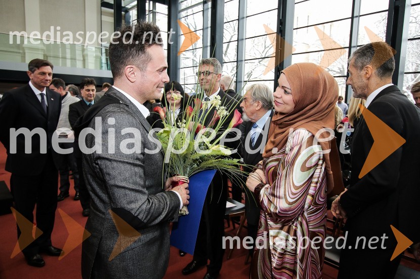  Jure  Poglajen, zobozdravnik;  Faila  Pašič Bišić, direktorica dobrodelnega društva Up JeseniceDelova osebnost leta 2015 je Jure Poglajen