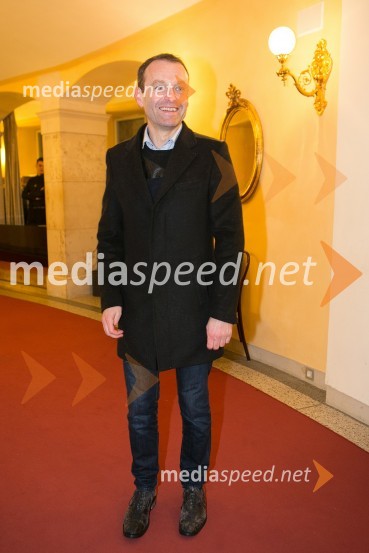  Uroš Slak, izvršni direktor Slovenian Business ClubBorut Pahor gost oddaje Na žaru