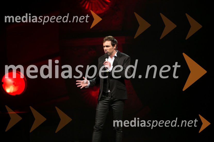  Lado Bizovičar, igralecBorut Pahor gost oddaje Na žaru