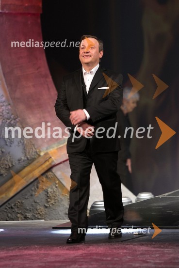  Bojan Emeršič, igralecBorut Pahor gost oddaje Na žaru