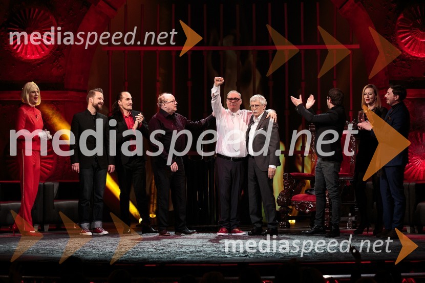  Tomaž Mihelič - Marlenna, član skupine Sestre;  Bine Volčič, kuharski mojster;  Vid  Valič, stand-up komik, voditelj;  Gojmir Lešnjak Gojc, igralec;  Boris Kobal, igralec; dr. Ciril Ribičič, pravnik;  Lado Bizovičar, igralec;  Nina Valič, igralka;  Tin Vodopivec, stand up komikBoris Kobal gost oddaje Na žaru