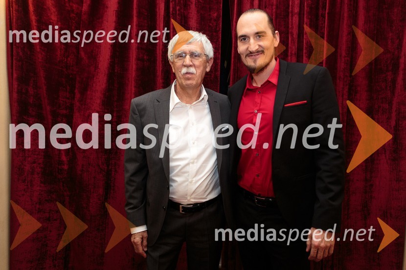 dr. Ciril Ribičič, pravnik;  Vid  Valič, stand-up komik, voditeljBoris Kobal gost oddaje Na žaru