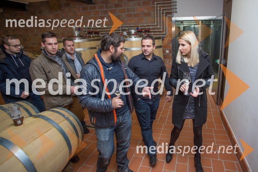  Rene Gomolj, fotograf;  Tine Zorec, fotograf;  Jure Makovec, fotograf;  Sandi Fišer, fotograf, Mediaspeed;  Natalija Pravdič, MediaspeedMediaspeed 14. rojstni dan in ponovoletno druženje