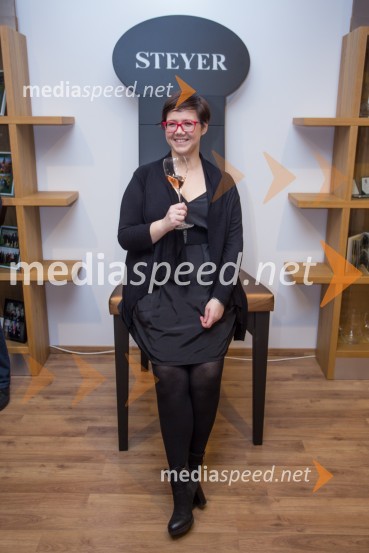  Katja Boh, izvršna direktorica MediaspeedMediaspeed 14. rojstni dan in ponovoletno druženje