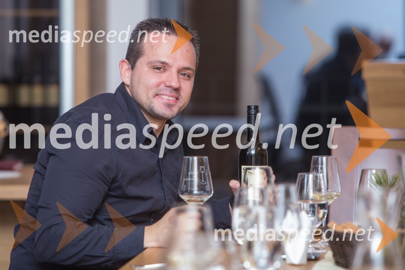  Sandi Fišer, fotograf, MediaspeedMediaspeed 14. rojstni dan in ponovoletno druženje